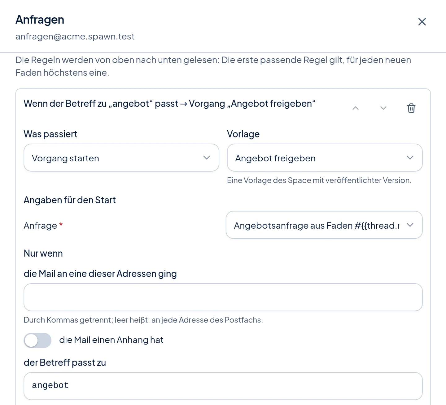 Bildschirmfoto der Einstellungen eines Postfachs: Unter „Vorgänge starten“ startet eine Regel für Mails mit „bewerbung“ im Betreff den Vorgang „Bewerbung entscheiden“.
